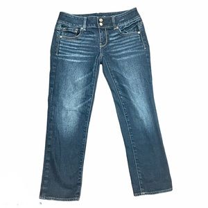American Eagle AEO Artist Stretch Cropped Dark Wash Women's Jeans size 2